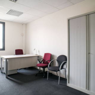 Bureau privé 14 m² 1 poste Location bureau Rue André Bollier Lyon 69007 - photo 2